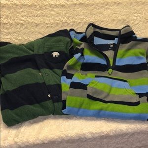 Toddler boy 24 month fleece one-pieces.
